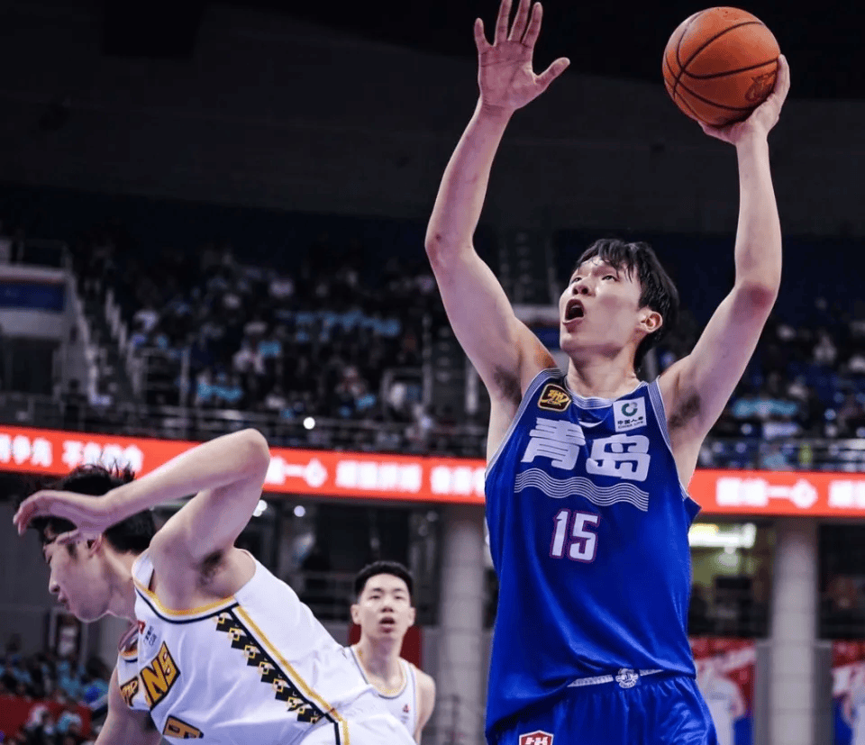 世俱杯参赛资格-普瓦捷客场取胜，实力得到肯定