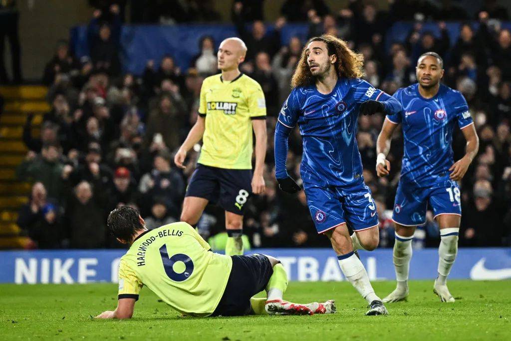 切尔西战平巴伦西亚，艰难备战淘汰赛