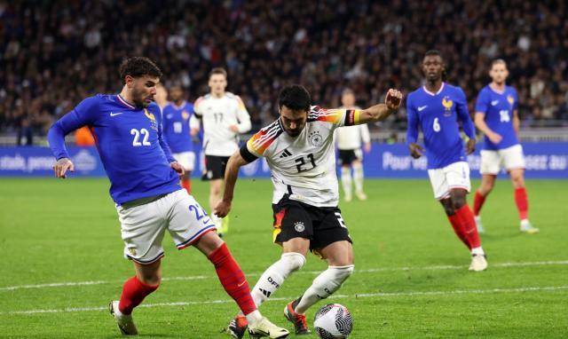 荷兰强势迎战德国，双方争夺胜利之争