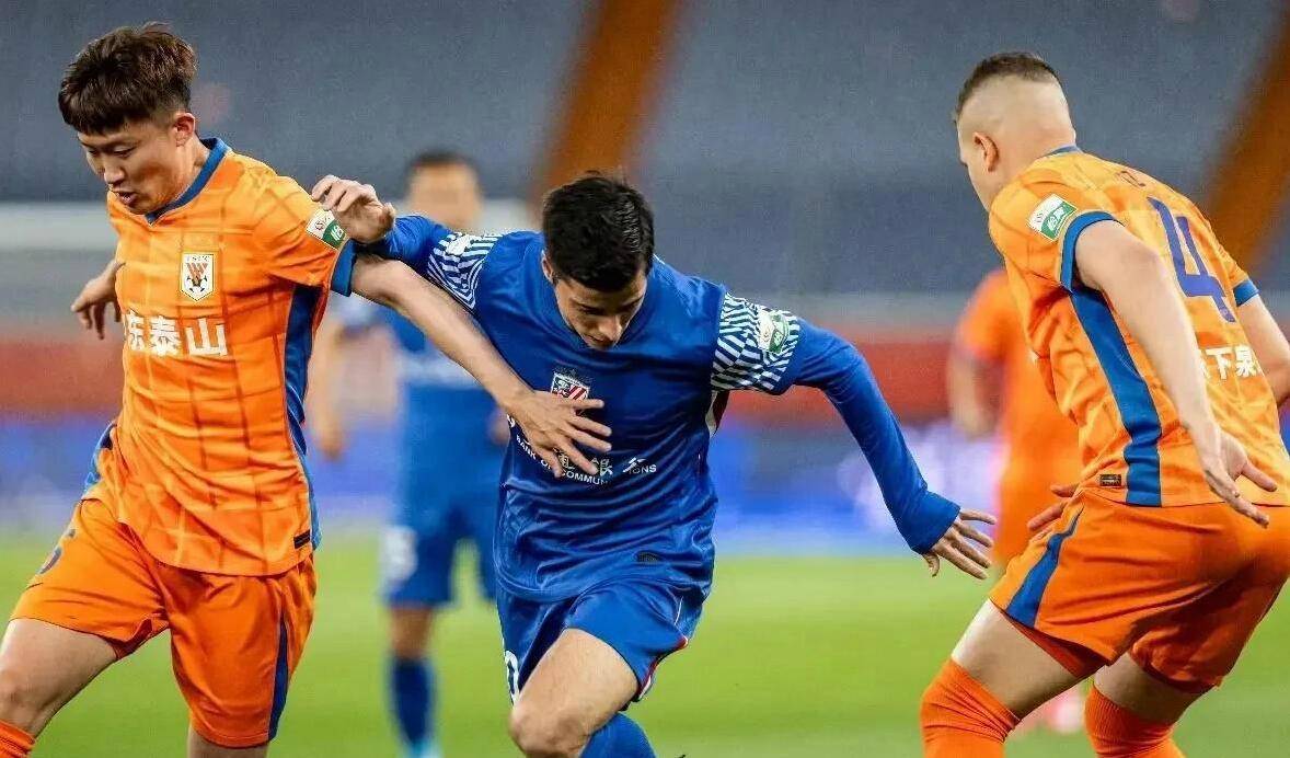 上海绿地申花客场大胜，继续领跑的简单介绍