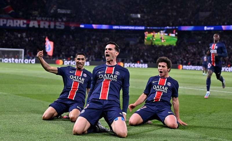 里昂将与巴黎圣日耳曼争夺胜者