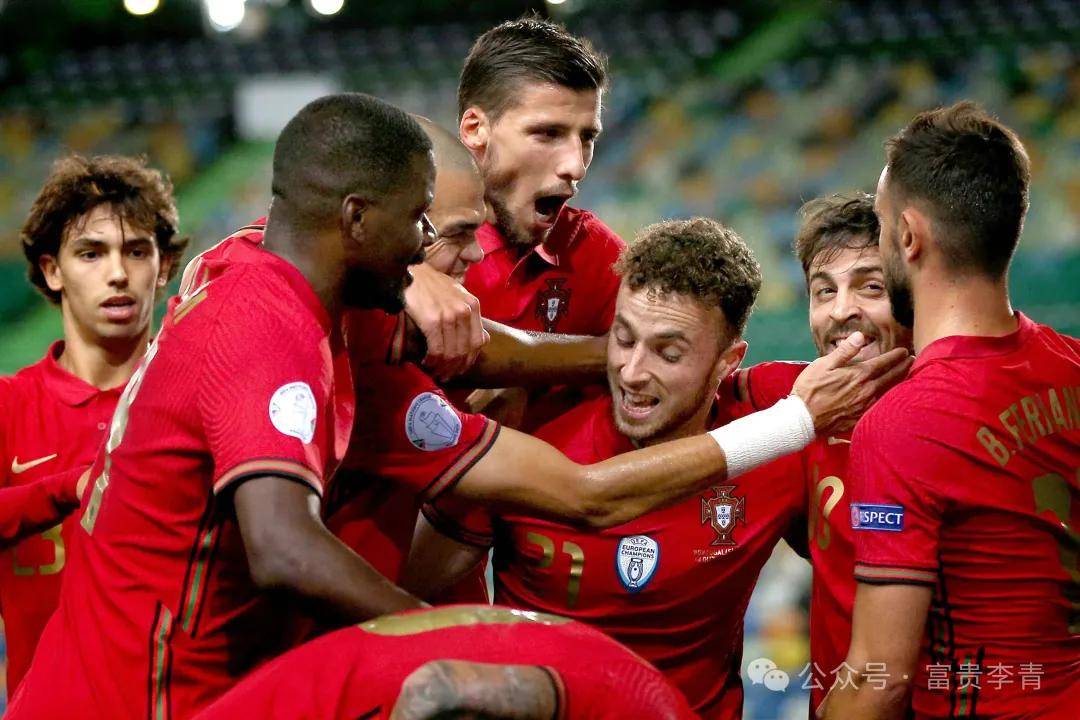 欧国联比赛的背后，是球员们辛苦的付出和团队的努力