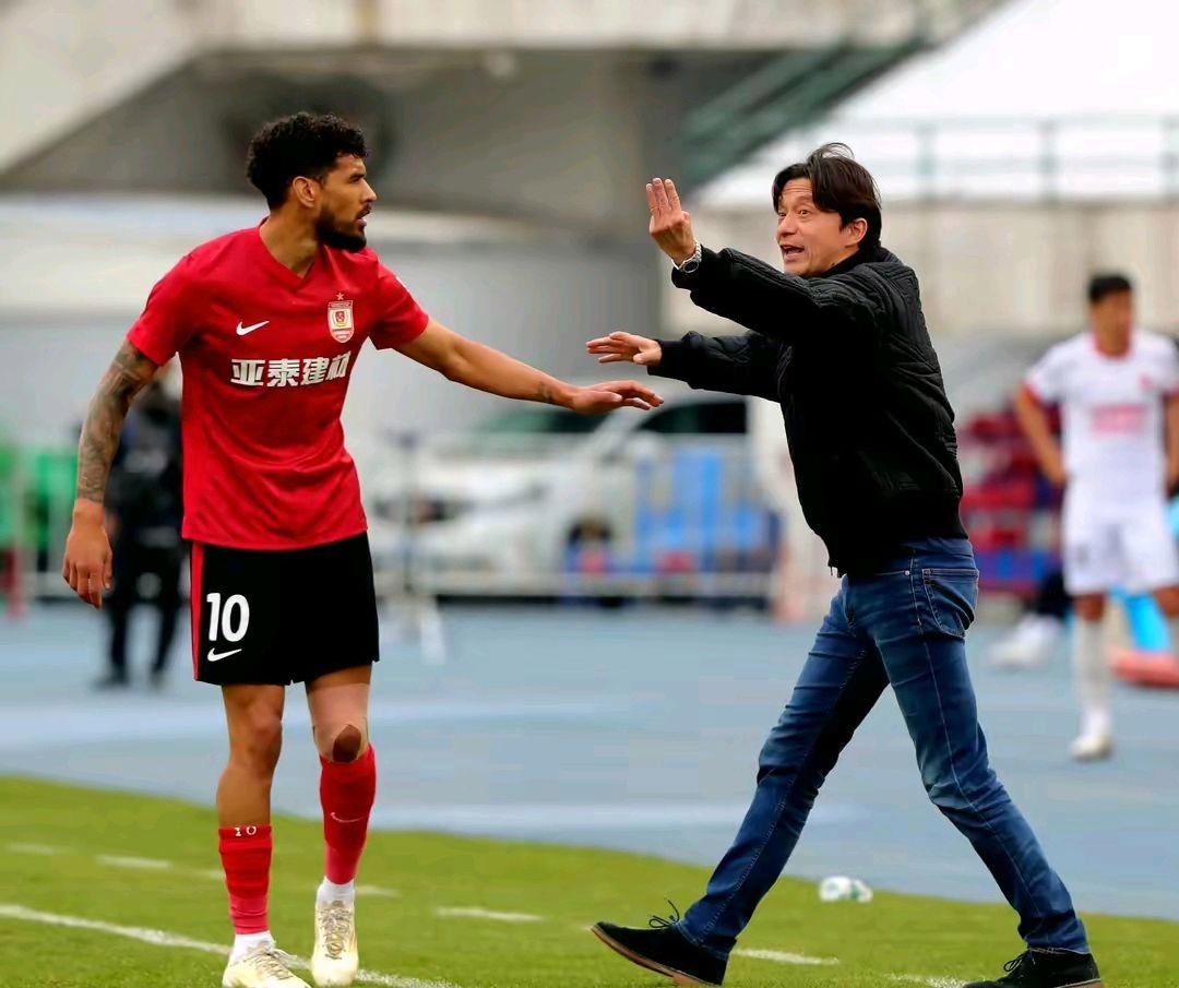 包含石家庄永昌主场不敌，积分略有下滑的词条