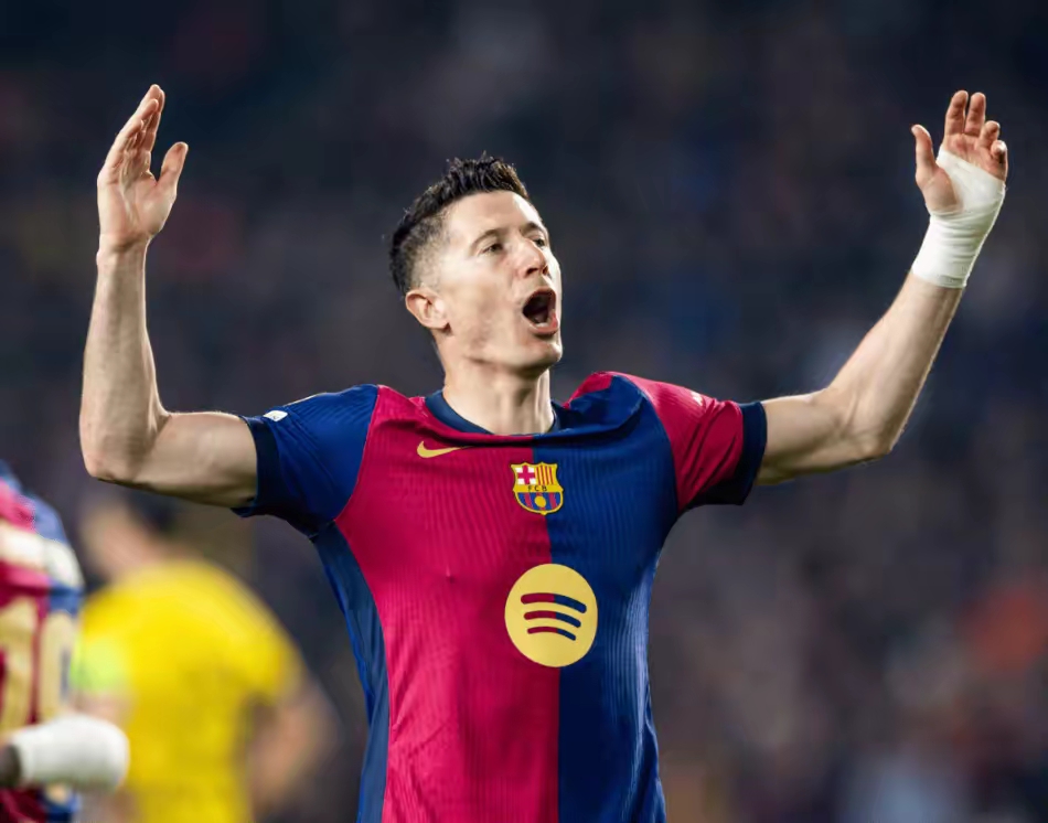 世俱杯参赛资格-包含莱万多夫斯基伤退，巴伦西亚无功而返的词条