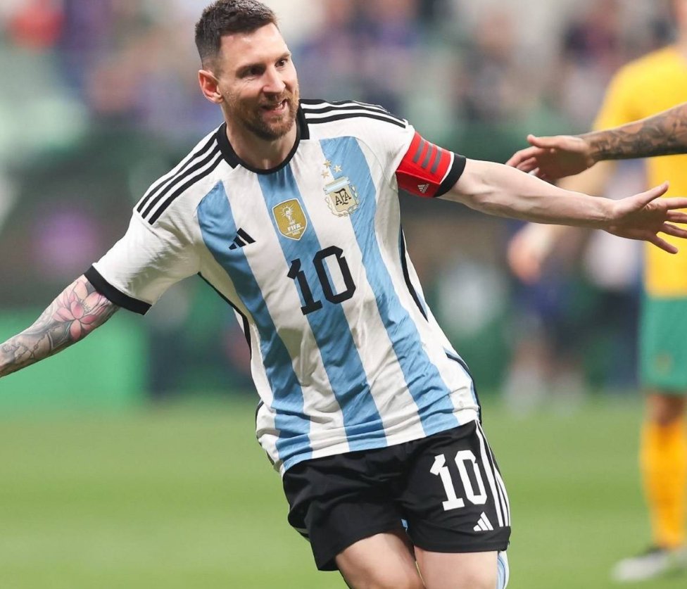 关于拜仁慕尼黑连续夺冠雄霸欧洲足坛攀巅峰的信息