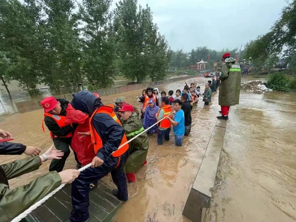 世俱杯改制-斯洛伐克奋勇抗击，小组第一成功晋级！