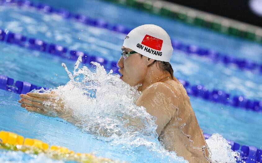 世俱杯冠军-白俄罗斯选手成绩优异，荣获男子米蛙泳铜牌的简单介绍