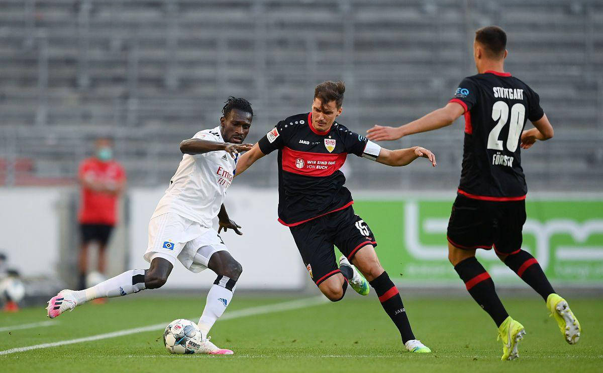 关于云达不莱梅主场大胜，欧联晋级在望的信息