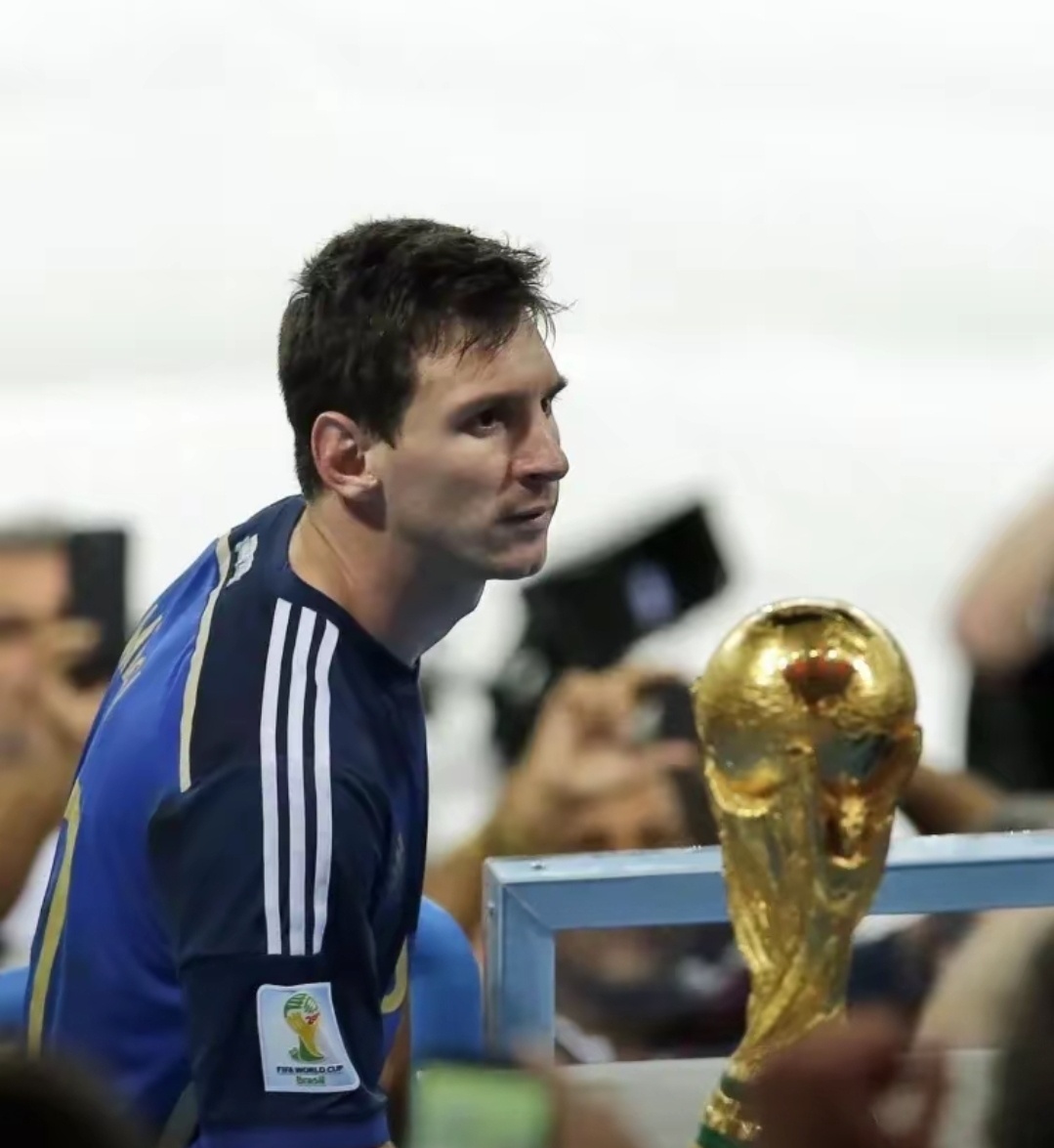 巴塞罗那迎来胜利，梅西再度成为焦点