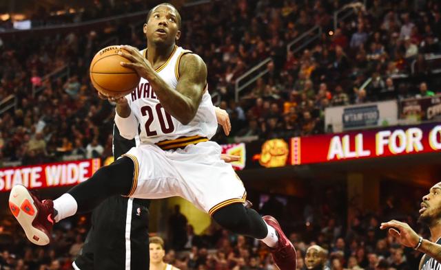 世俱杯-MAD横扫EG，Bin单局斩获MVP宿敌对决入围赛，引爆全场热议的简单介绍