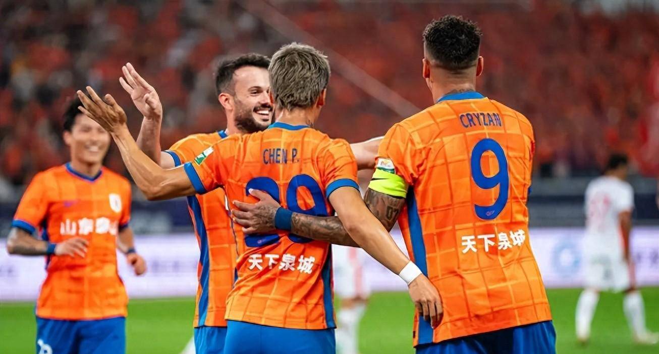 世俱杯直播-神勇表现，球队士气高涨争取晋级机会