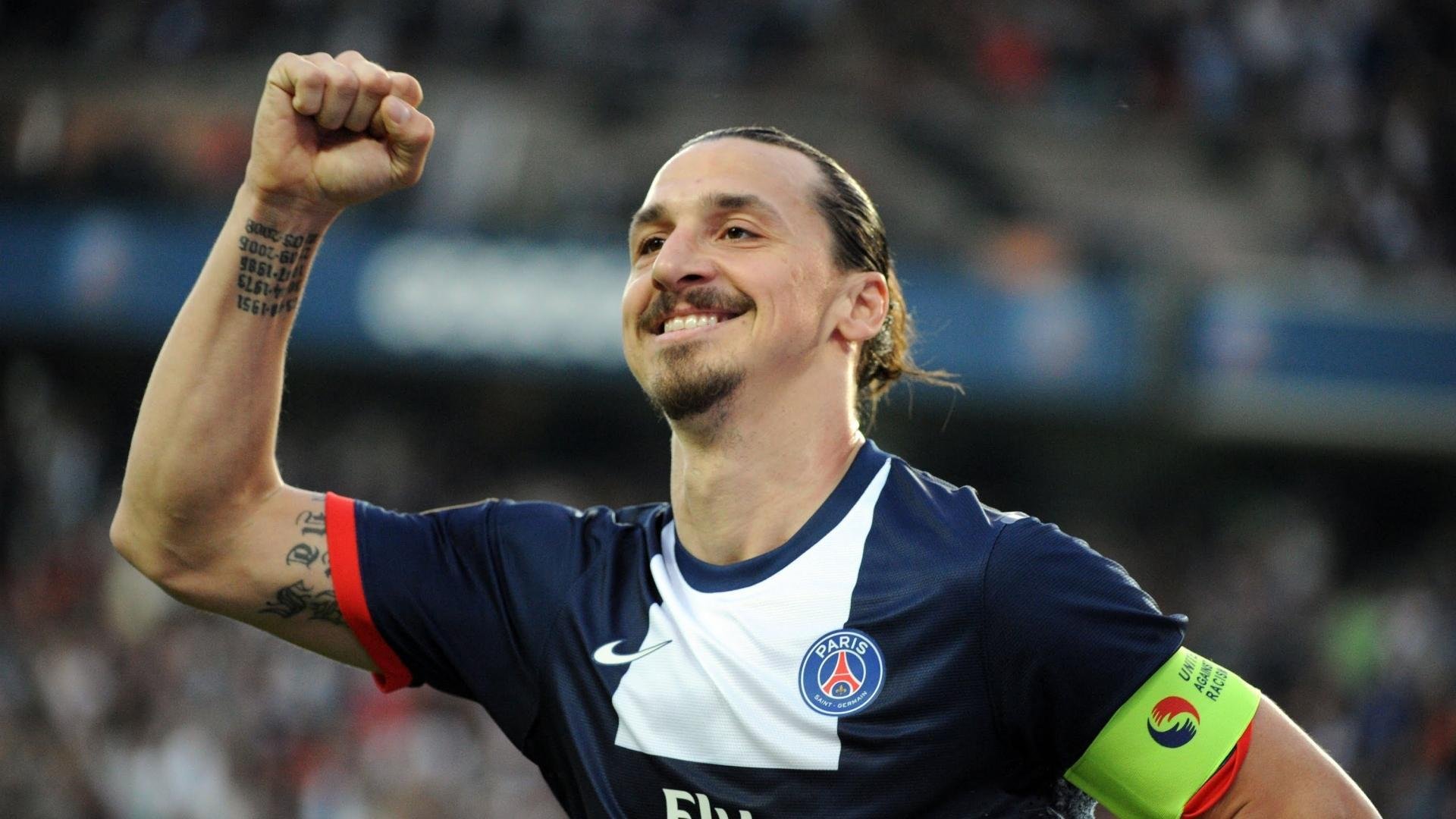 世俱杯冠军-胜败之间，当韩国队轻取中国队，安赛龙点燃赛场